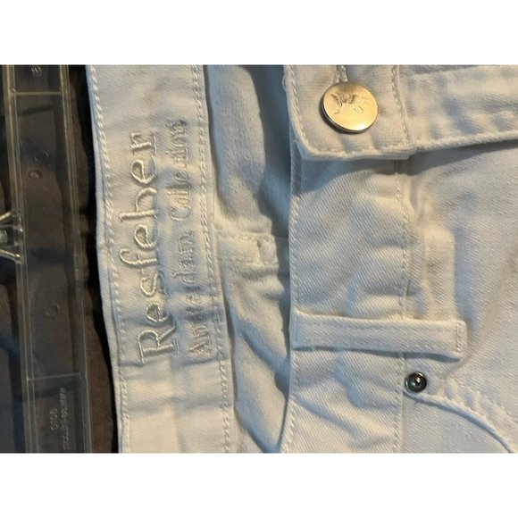 Jeans - Picture 6 of 8